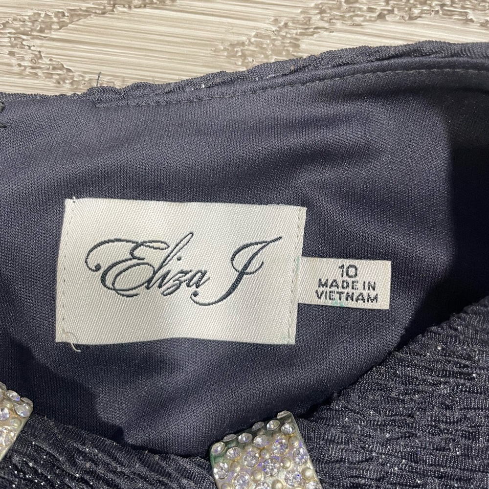 Eliza J charcoal gray Midi Dress that sparkles. - Picture 2 of 5